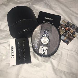 😍WOMEN CITIZEN ECO-DRIVE WATCH😍